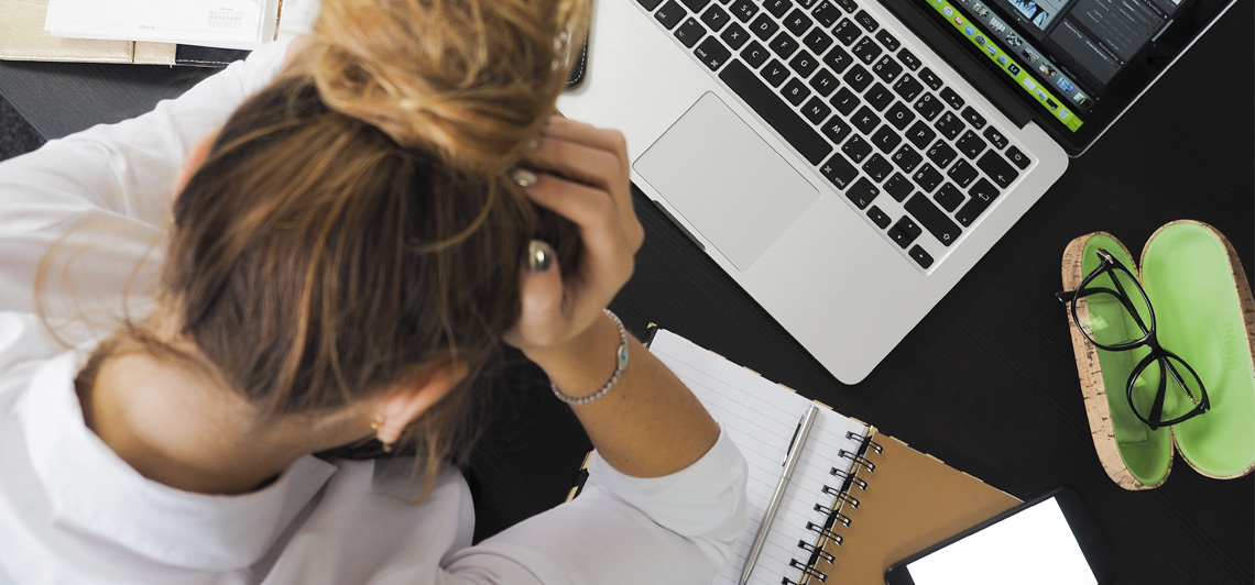 ¿Qué es el síndrome de burnout y por qué es relevante en el ambiente laboral?