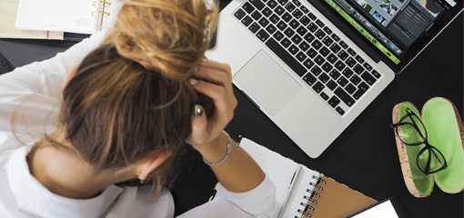 ¿Qué es el síndrome de burnout y por qué es relevante en el ambiente laboral?